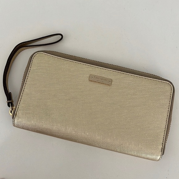 Kate Spade gold wristlet - Picture 1 of 5